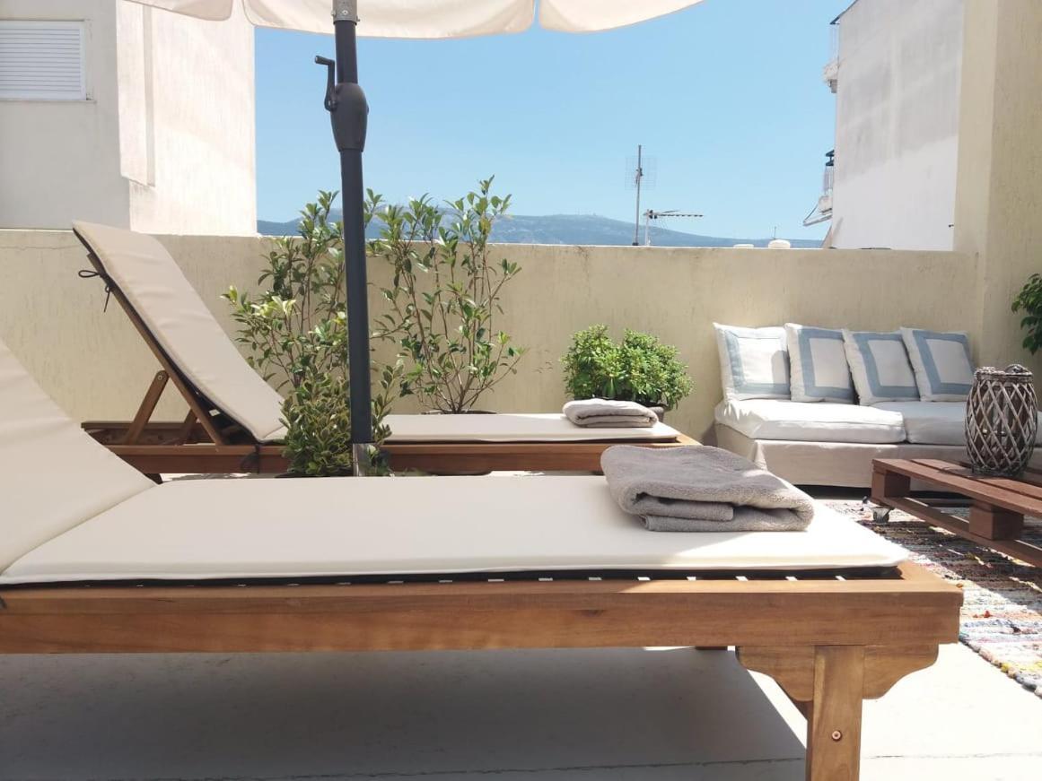 Inspiration Guestroom With Amazing Roof Garden Athene Buitenkant foto