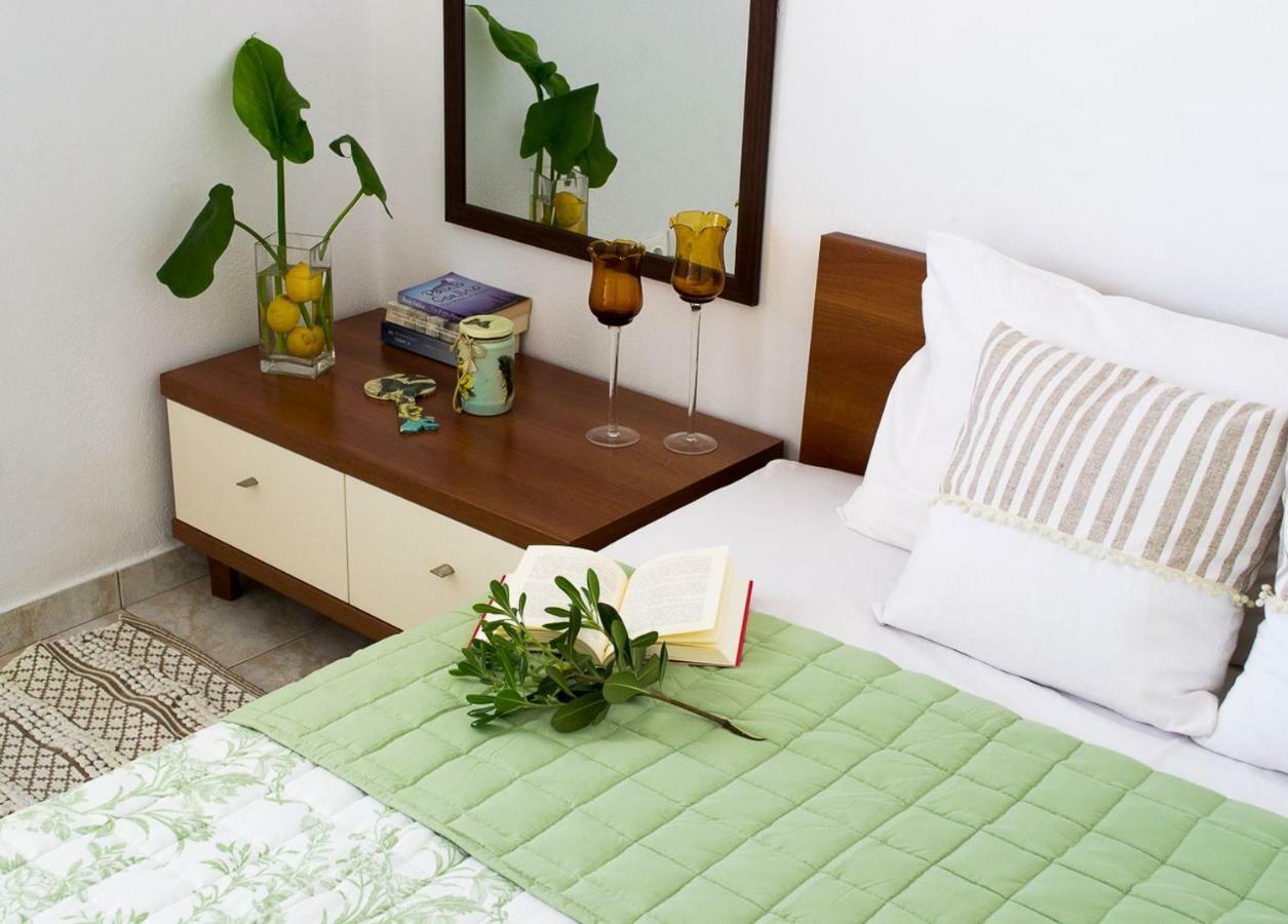 Inspiration Guestroom With Amazing Roof Garden Athene Buitenkant foto